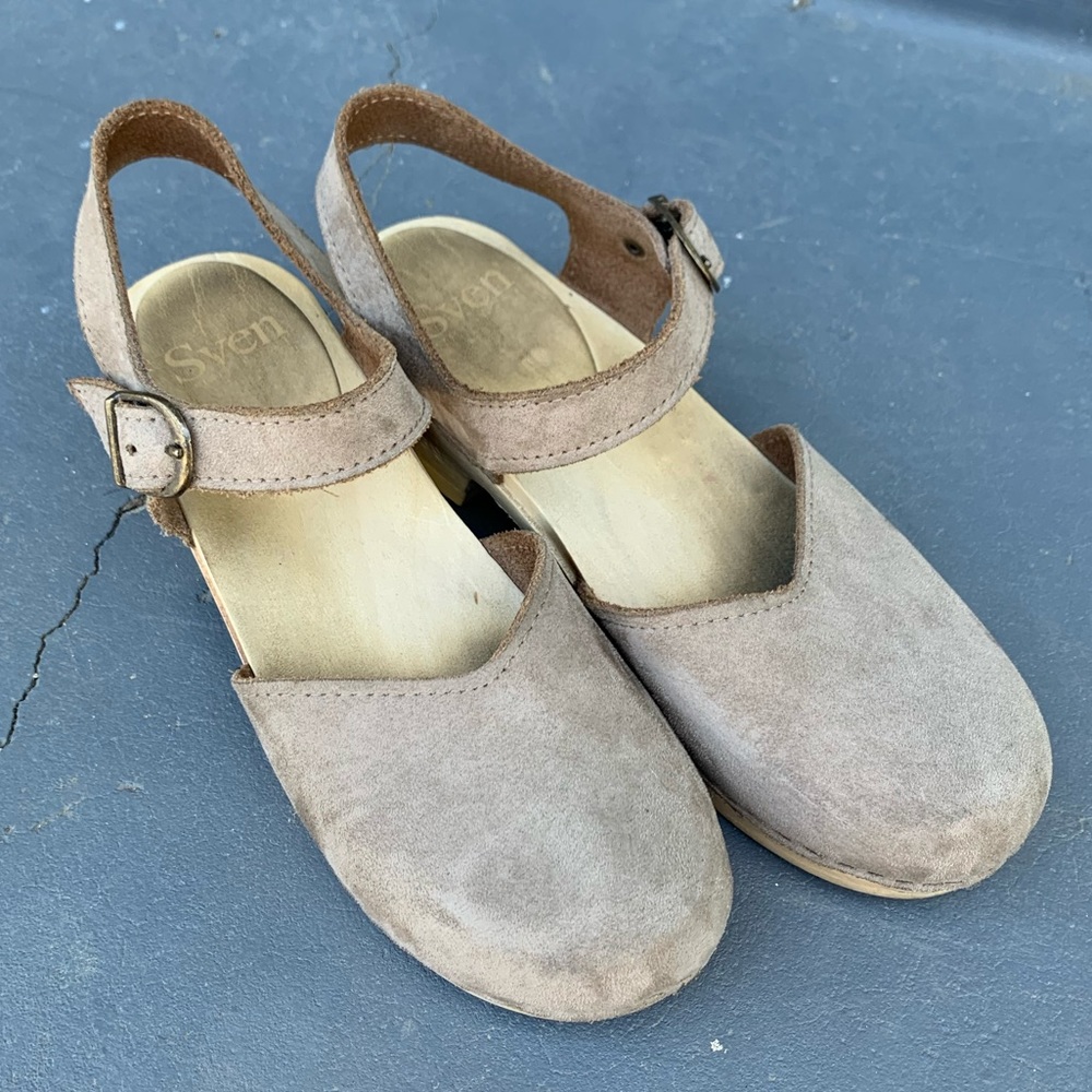 Mary Jane Clogs